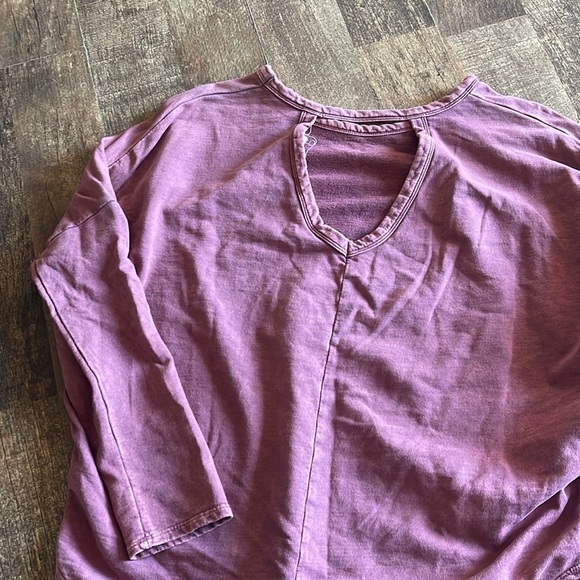 Caution To The Wind Acid Wash Sweatshirt Lightweight long sleeve crewneck - Picture 3 of 4